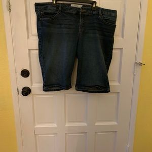 Knee length jean shorts